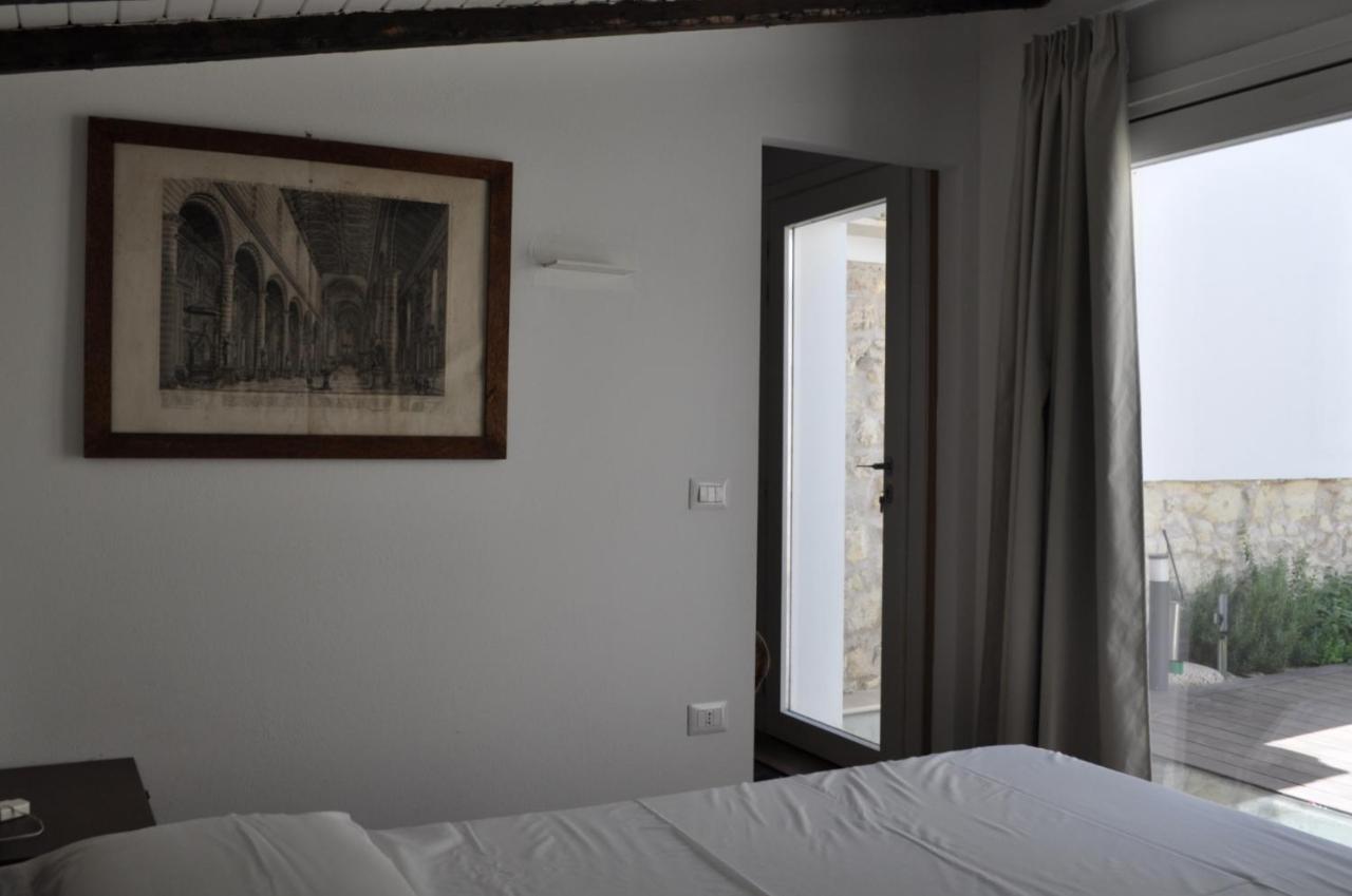 Casa Di Mario In Centro Storico Con Due Da Letto E Terrazze Appartement